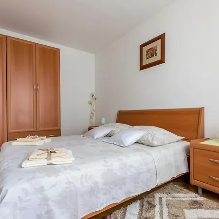 Apartamento With Wifi - 14921 *